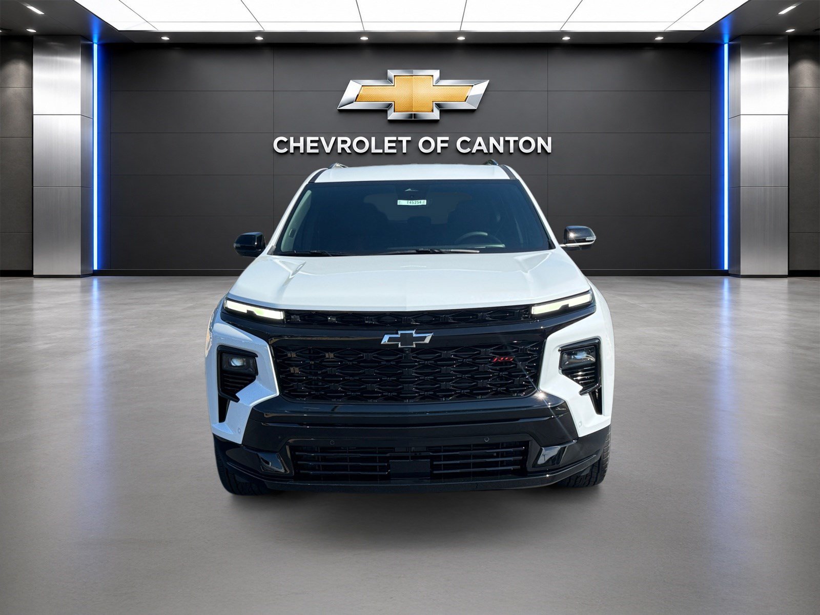 New 2027 Chevrolet Traverse RS w/ LPO, Floor Liner Package FWD image 2