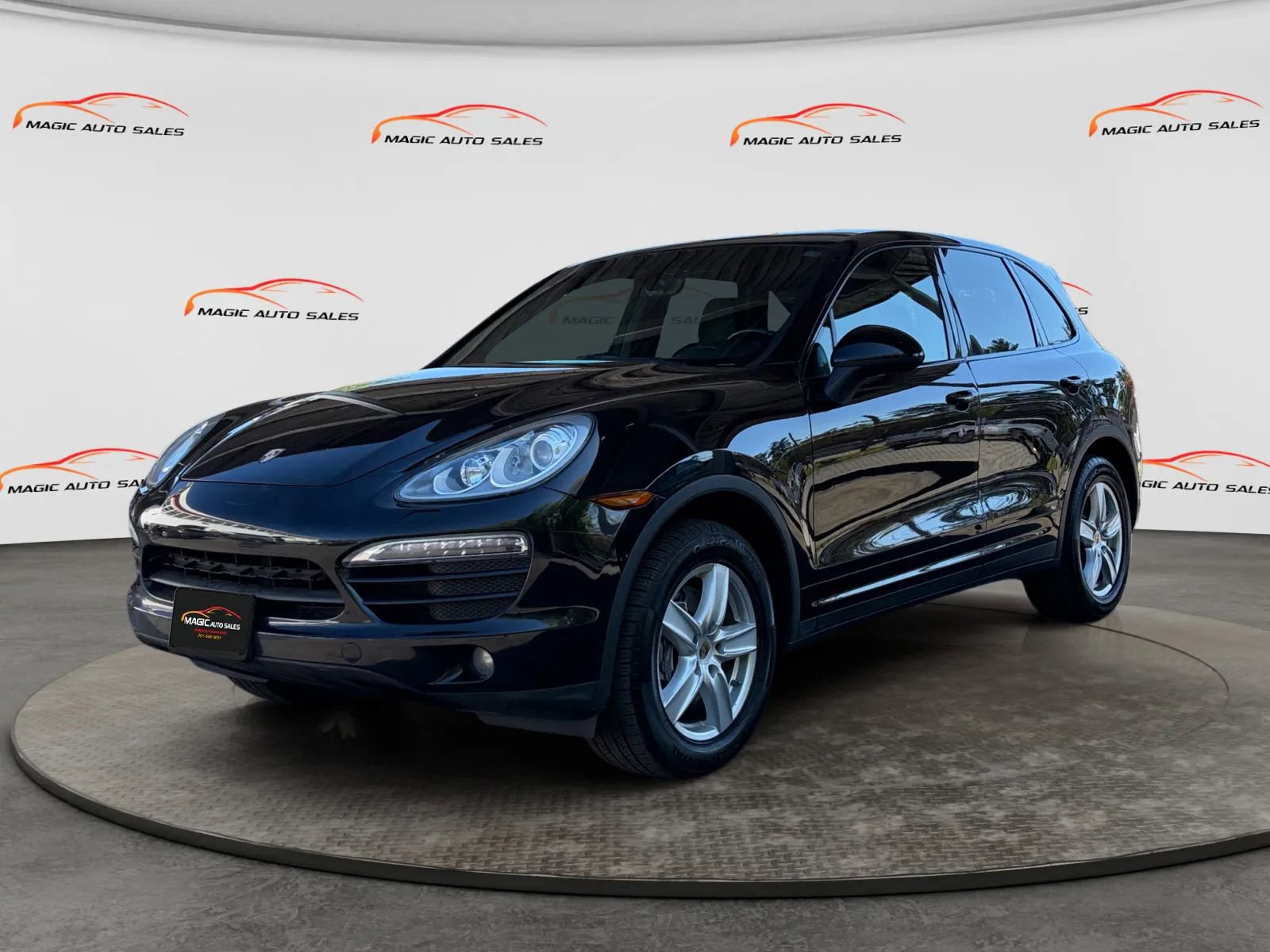 Used 2014 Porsche Cayenne AWD/4WD image 1