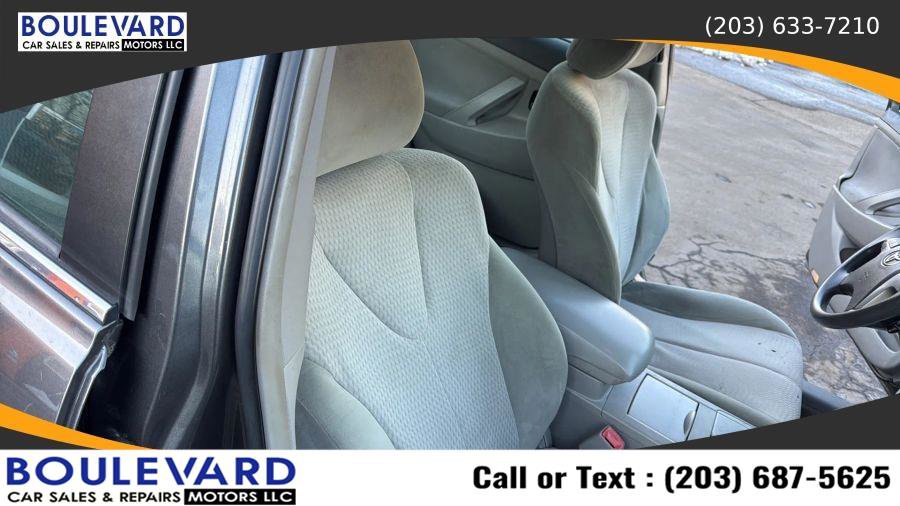 Used 2010 Toyota Camry LE FWD image 34