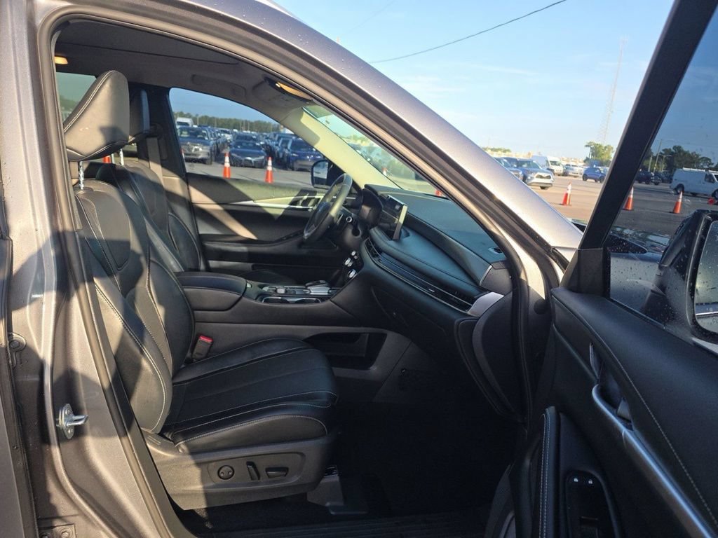 Certified 2024 INFINITI QX60 Luxe w/ Cargo Package FWD image 23