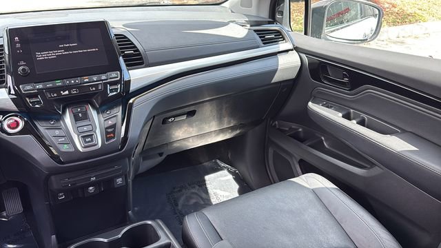 Used 2023 Honda Odyssey Touring image 16