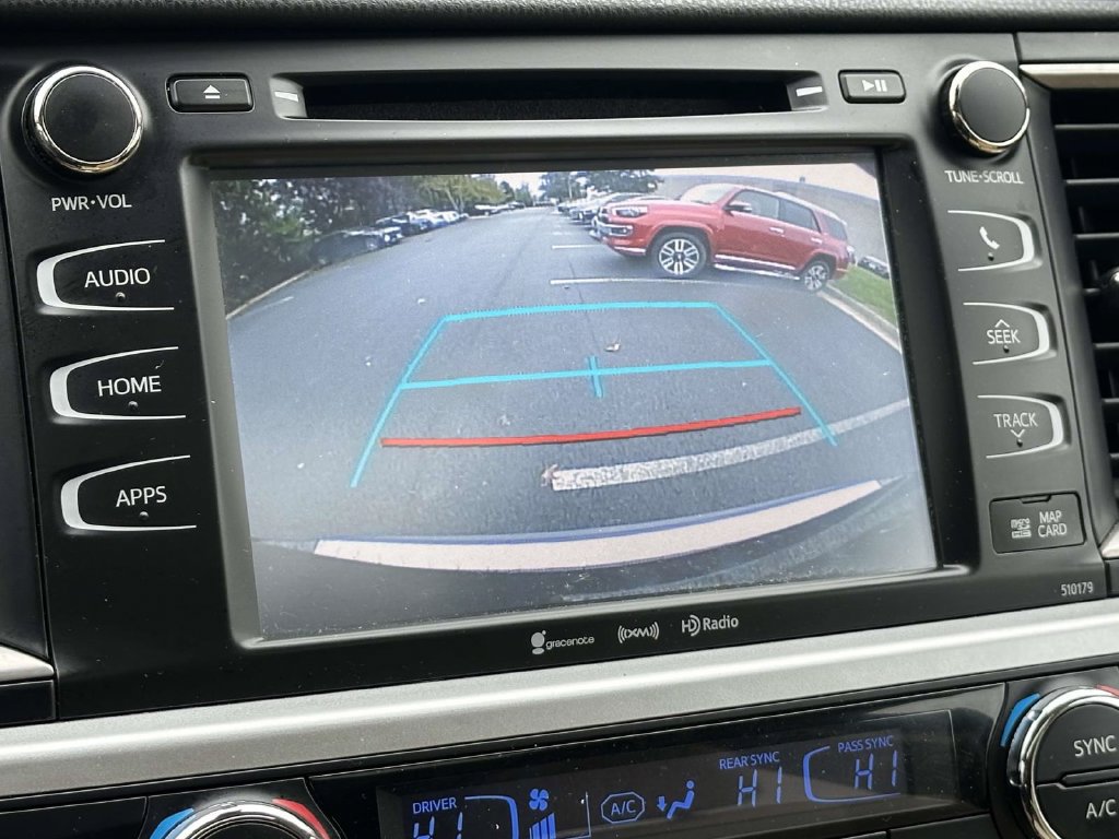 Used 2018 Toyota Highlander XLE w/ Protection Package #3 AWD/4WD image 34