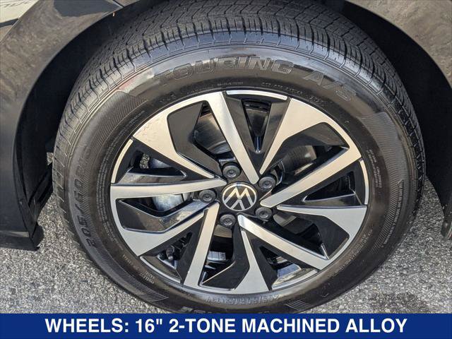 Used 2025 Volkswagen Jetta S FWD image 9