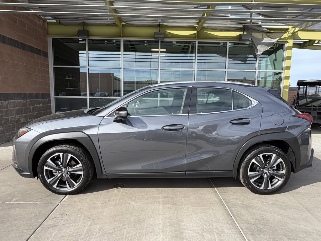 Used 2024 Lexus UX 250h FWD image 7