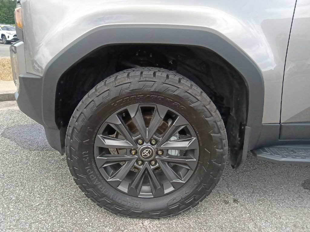 Used 2025 Toyota Land Cruiser w/ Premium Package AWD/4WD image 10