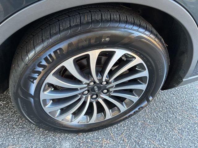 Certified 2022 Lincoln Aviator Reserve w/ Equipment Group 201A image 12