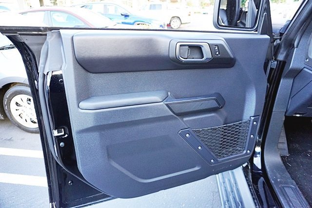 Used 2025 Ford Bronco Outer Banks image 22