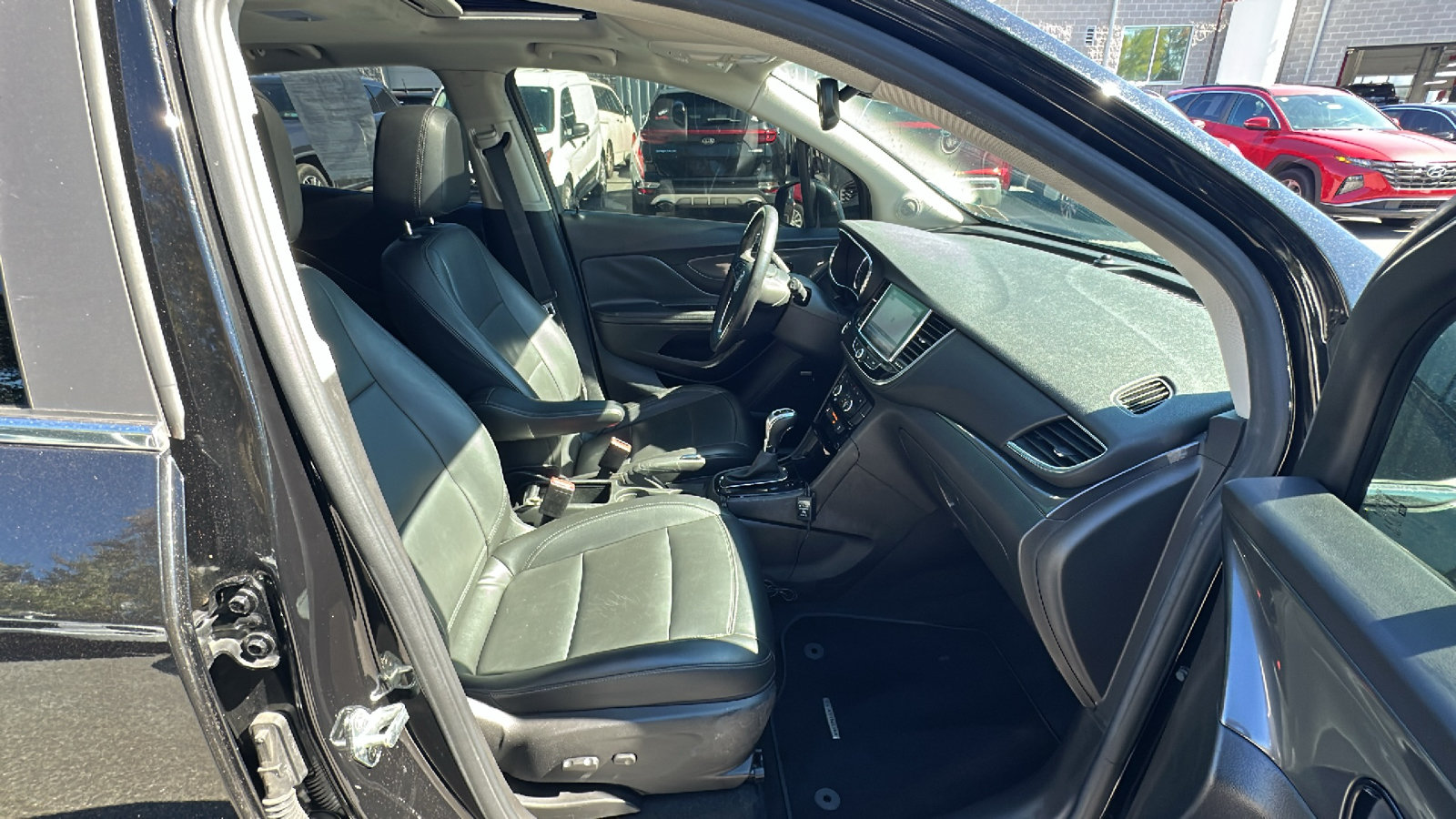 Used 2018 Buick Encore Premium w/ Experience Buick Package AWD/4WD image 25