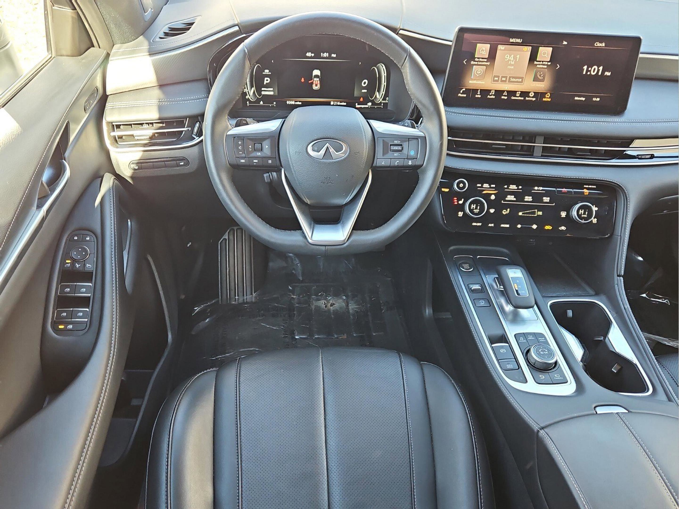 Certified 2025 INFINITI QX60 Luxe w/ Black Edition image 16