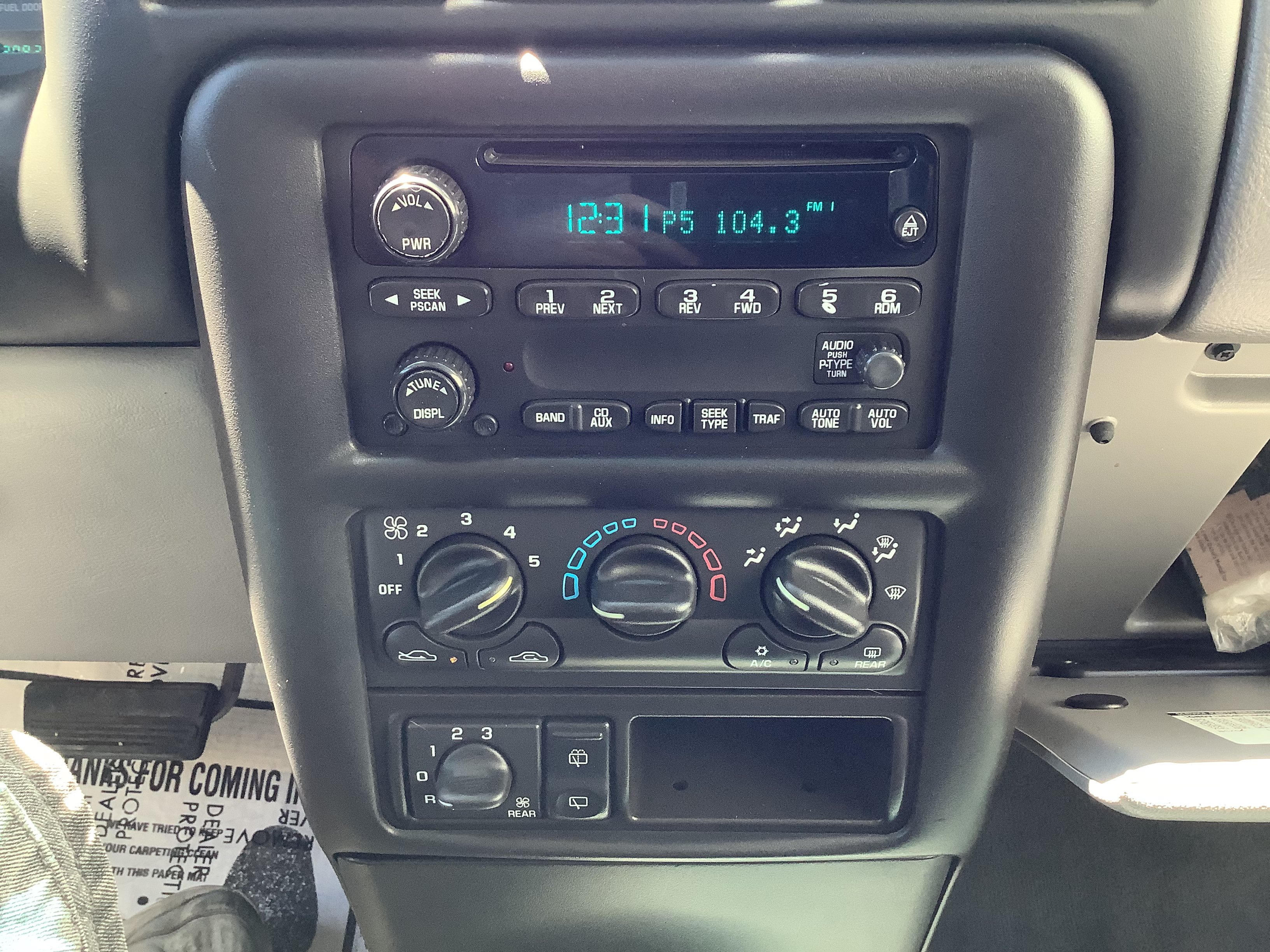 Used 2004 Chevrolet Venture LT AWD/4WD image 12