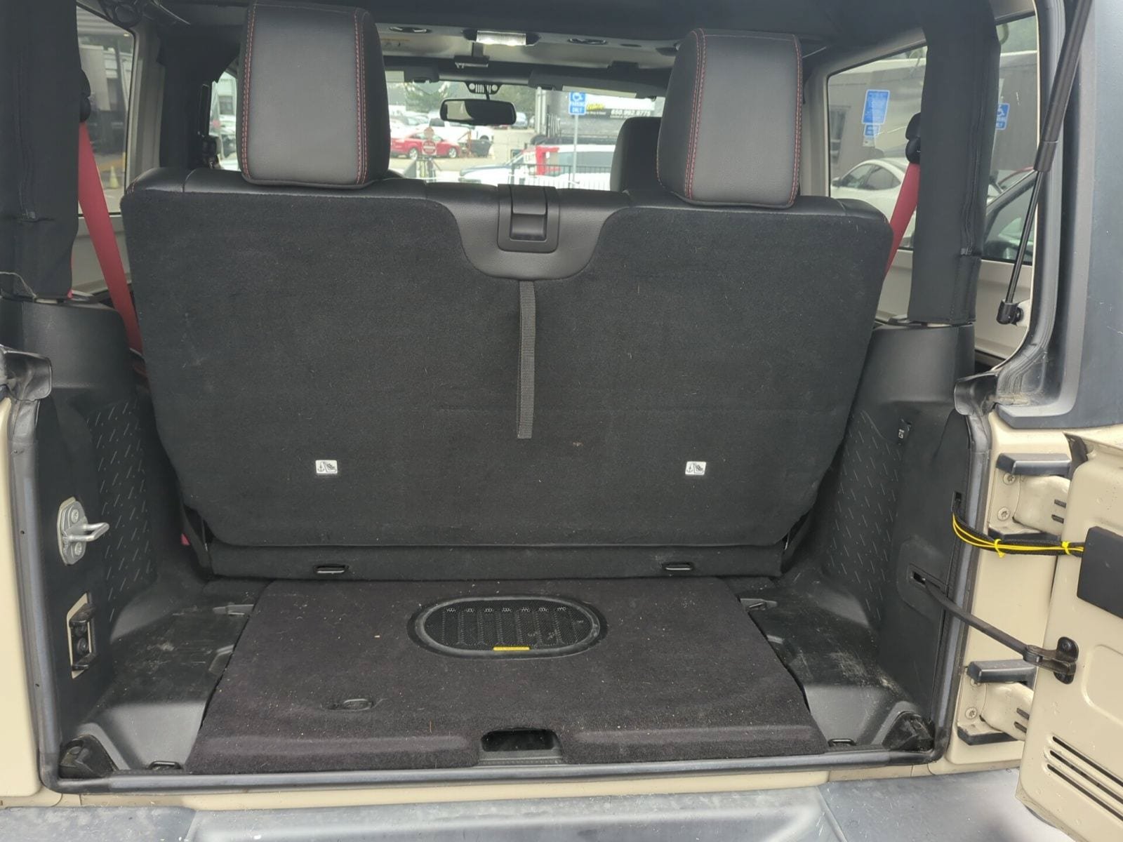 Used 2017 Jeep Wrangler Rubicon AWD/4WD image 8