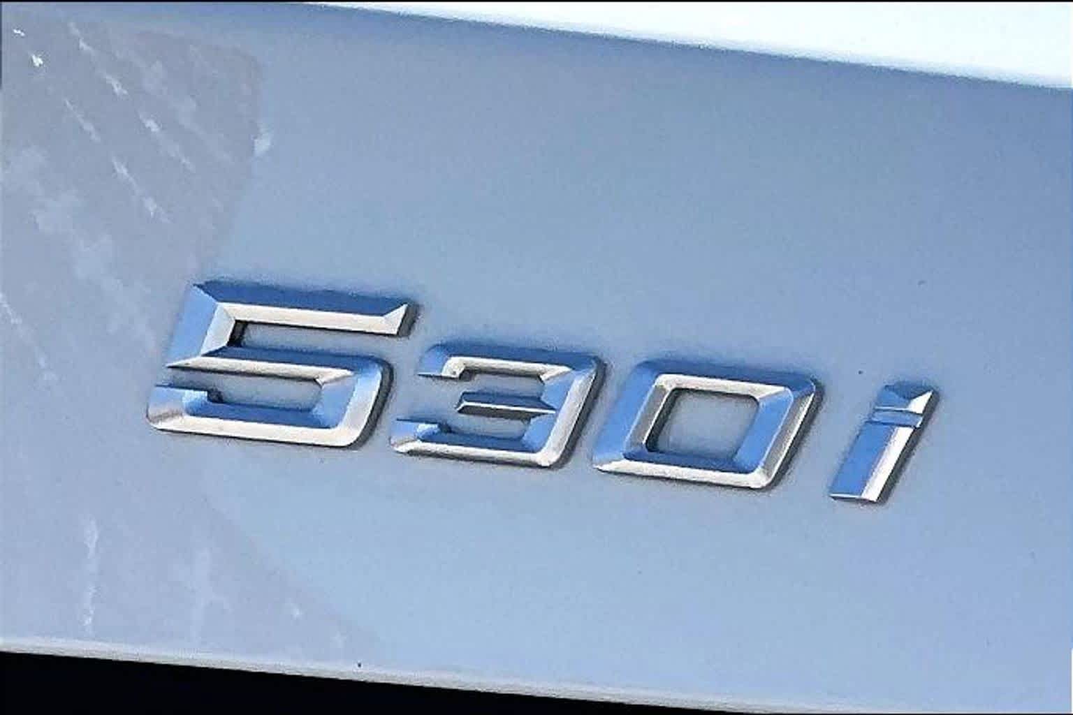 Used 2026 BMW 530i RWD image 29