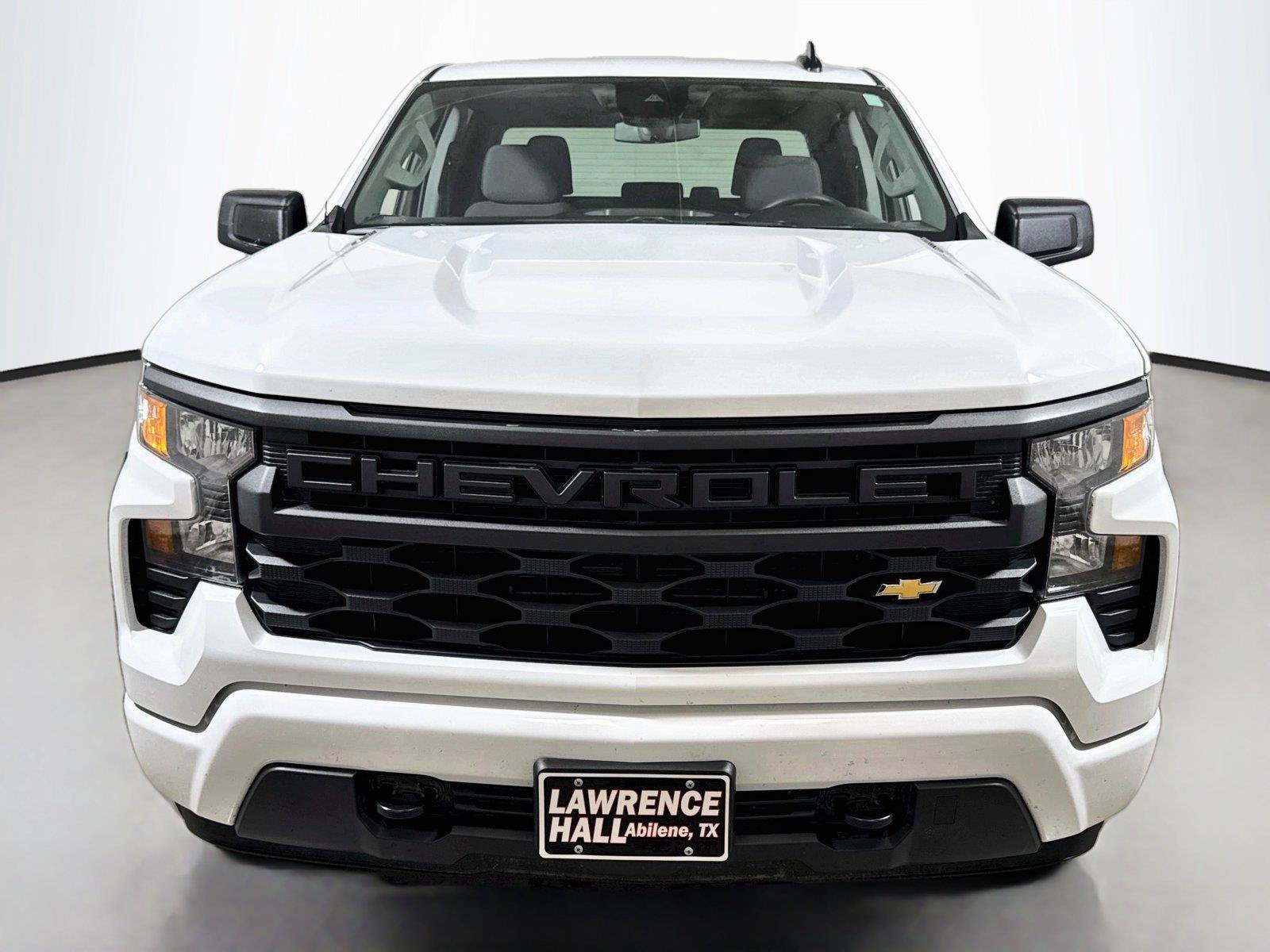 Certified 2025 Chevrolet Silverado 1500 Custom RWD image 2