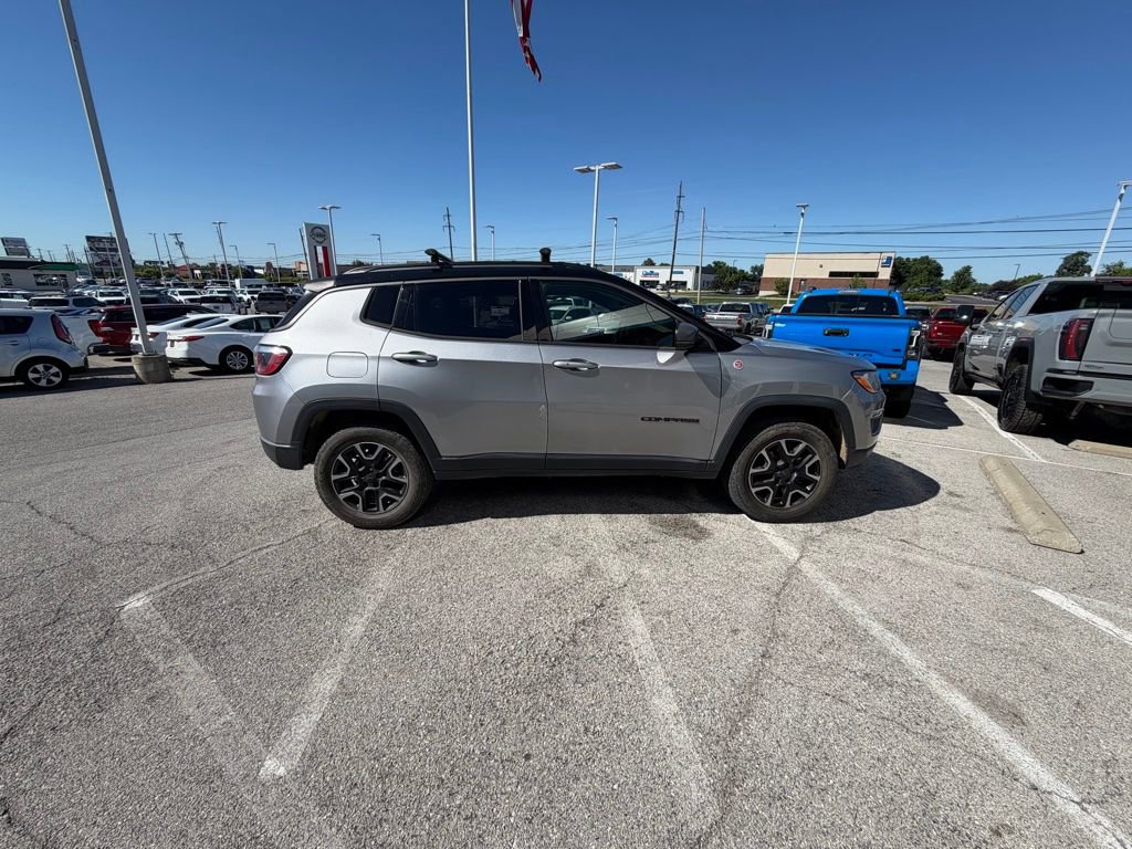 Used 2019 Jeep Compass Trailhawk AWD/4WD image 7