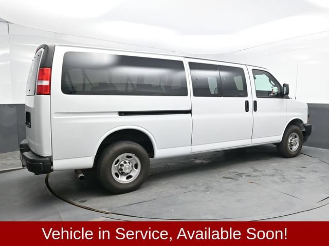 Used 2024 Chevrolet Express 3500 LS RWD image 7