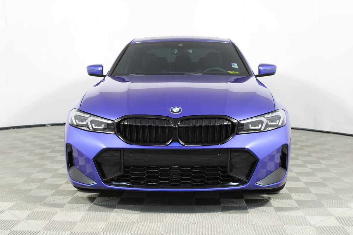 Used 2026 BMW 330i Sedan w/ M Sport Package RWD image 28