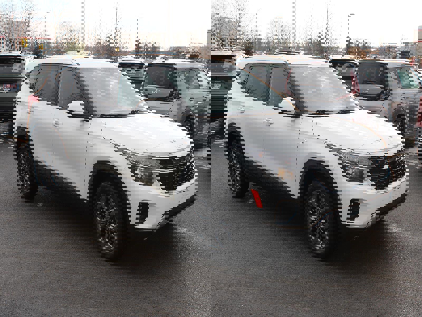 Certified 2024 Kia Seltos LX image 3