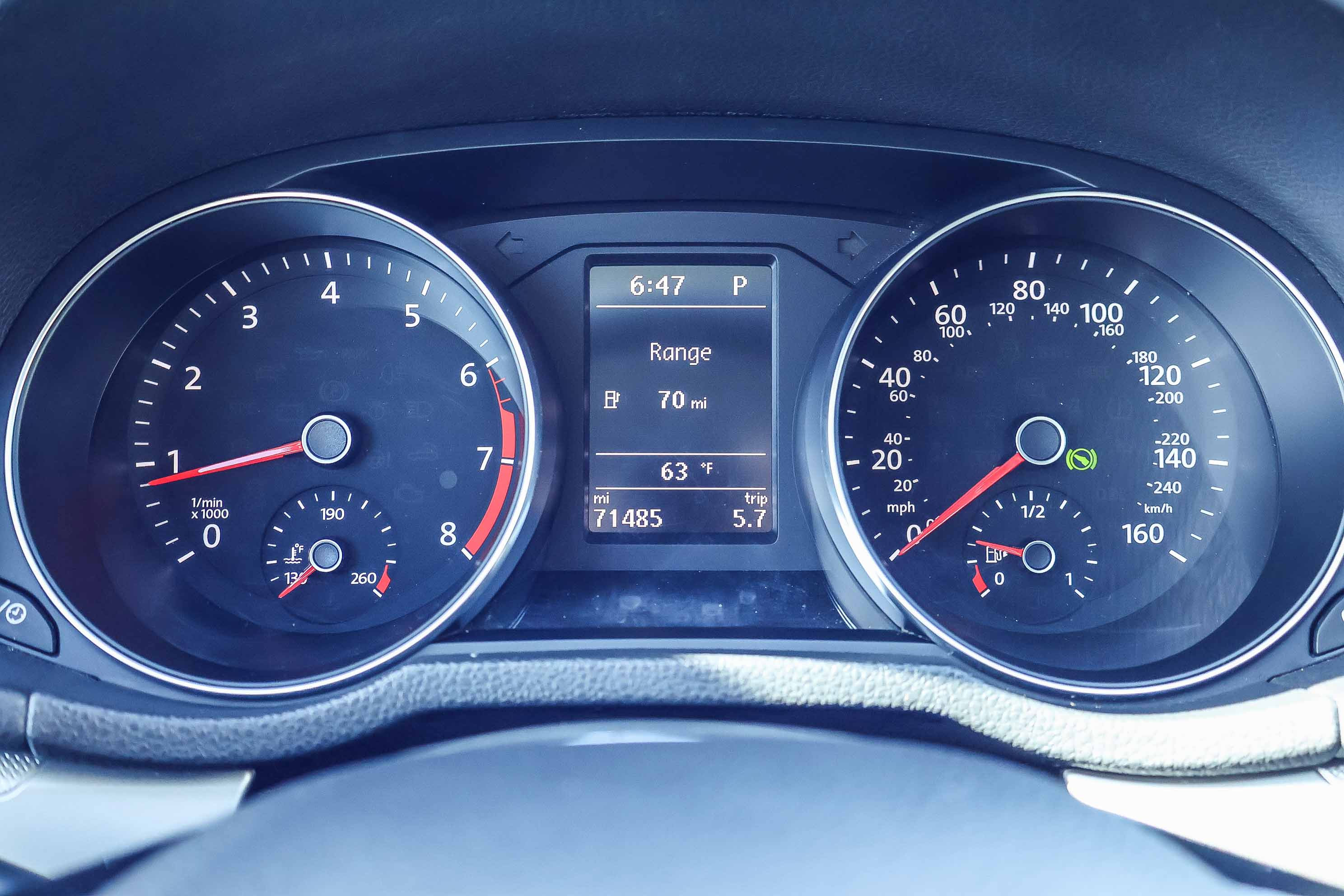 Used 2016 Volkswagen Passat 1.8T S image 11