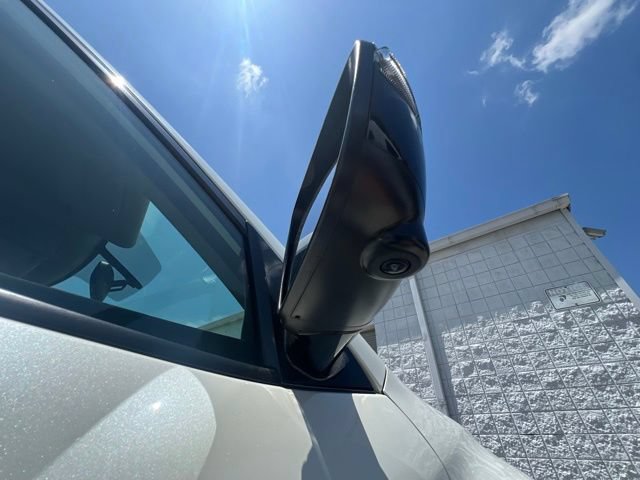 Used 2019 Nissan Pathfinder SL FWD image 21
