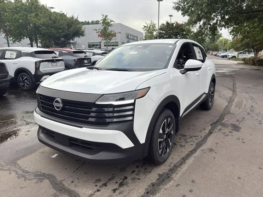 New 2025 Nissan Kicks SV image 3