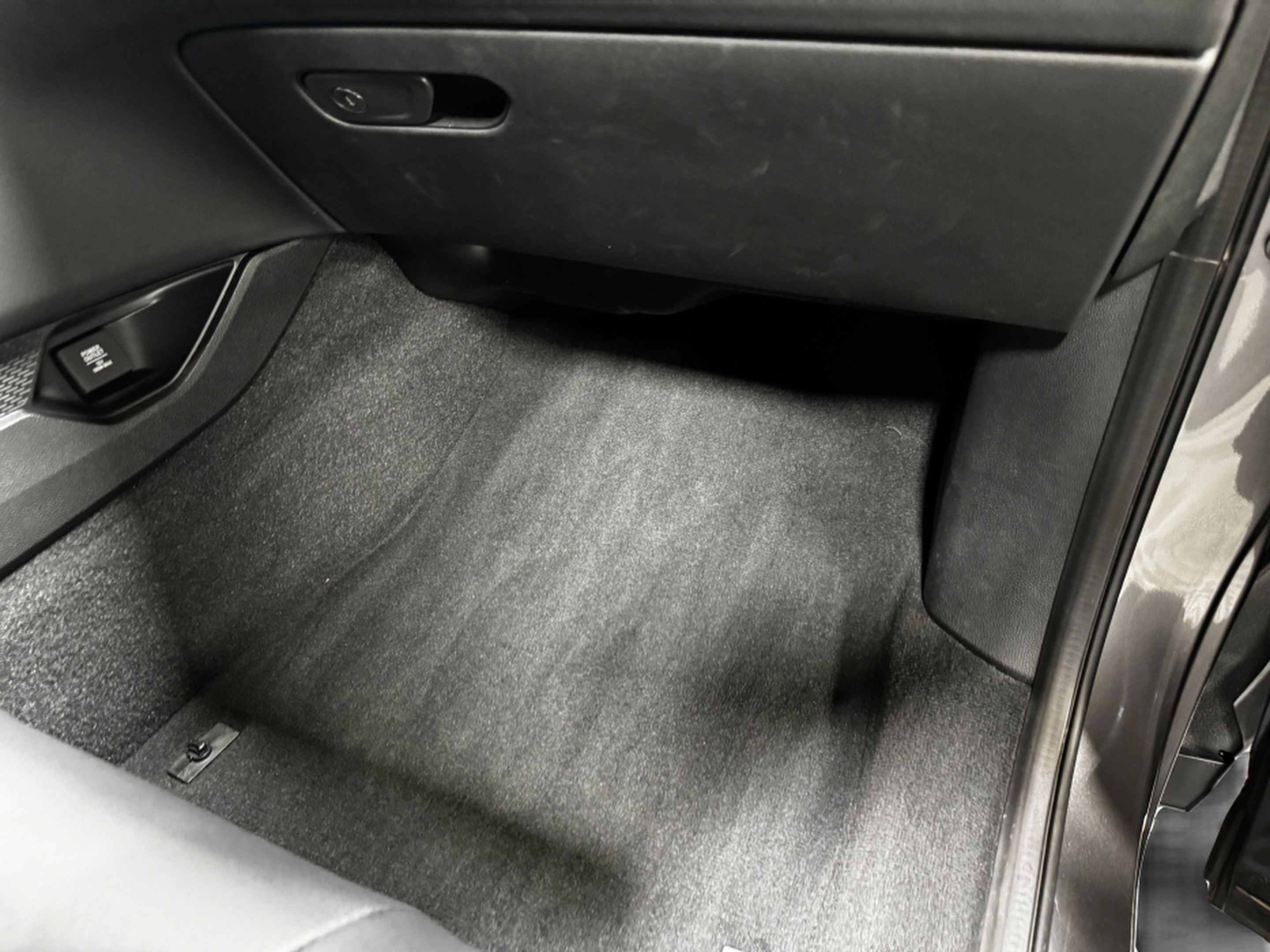 Certified 2026 Acura MDX FWD image 30