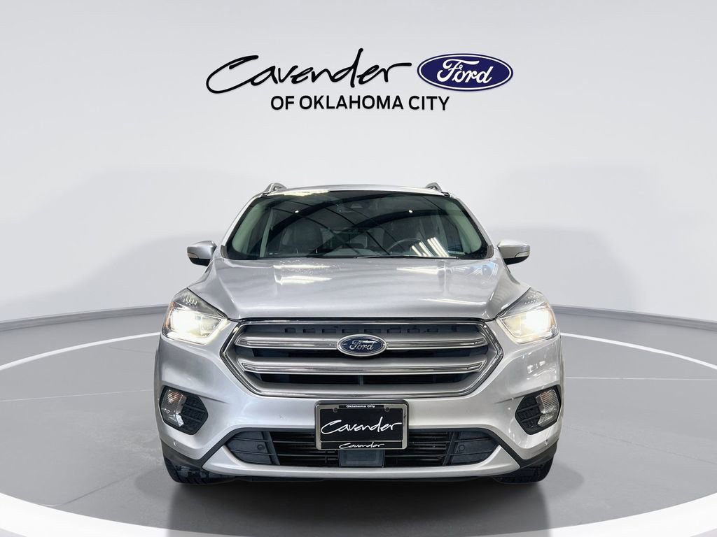 Used 2019 Ford Escape Titanium image 3