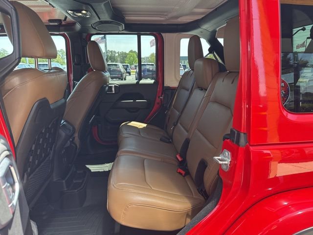 Used 2023 Jeep Wrangler Unlimited Rubicon w/ Dual Top Group AWD/4WD image 24