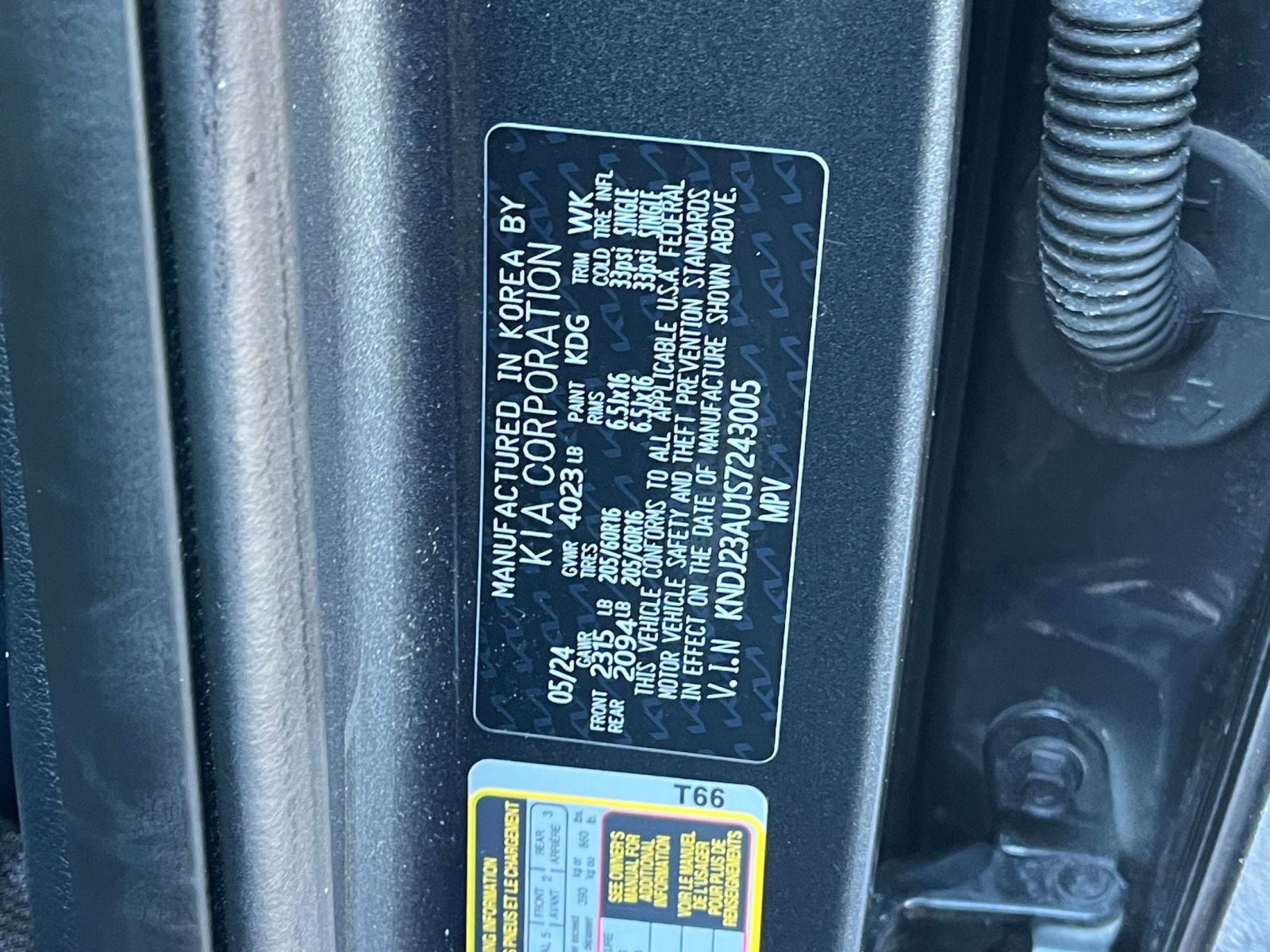 Used 2025 Kia Soul LX w/ LX Technology Package image 24