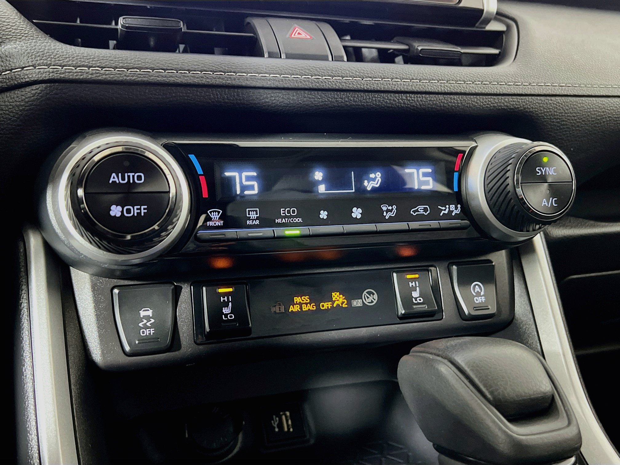 Certified 2025 Toyota RAV4 XLE w/ Convenience Package AWD/4WD image 17
