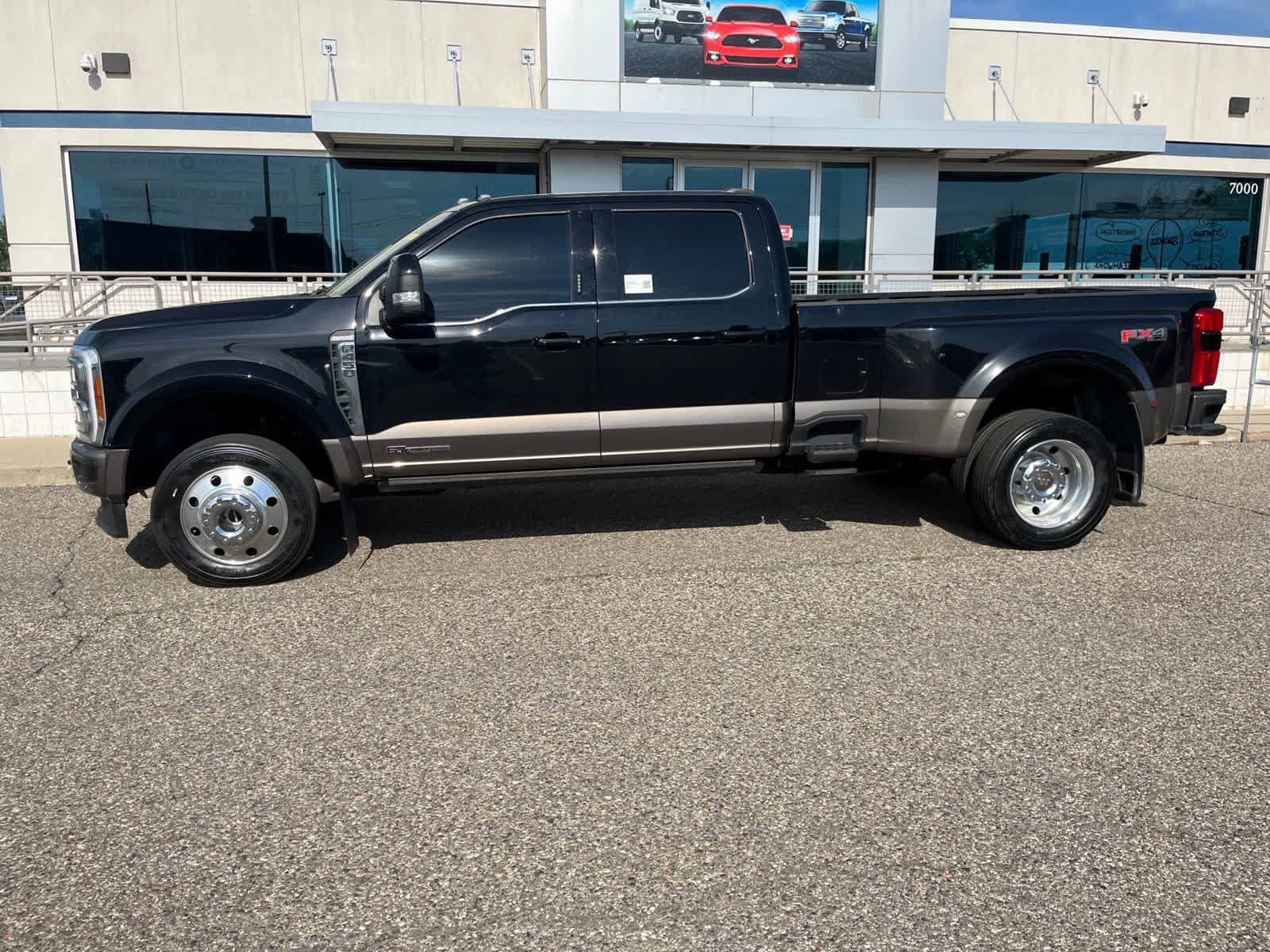 Used 2023 Ford F450 King Ranch w/ FX4 Off-Road Package AWD/4WD image 4
