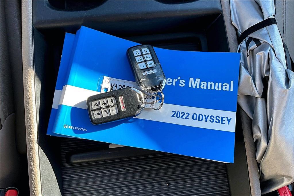 Used 2022 Honda Odyssey Elite image 11