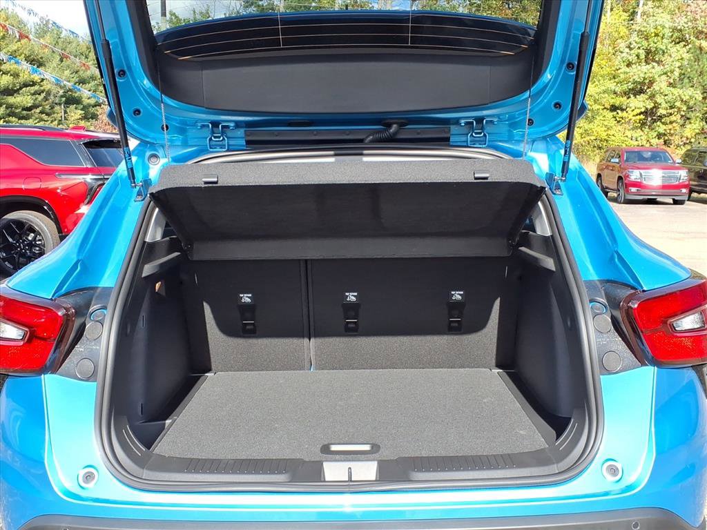 New 2026 Chevrolet Trax LT w/ Driver Confidence Package image 10