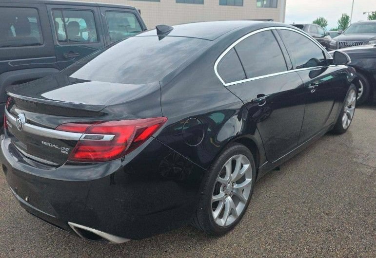 Used 2017 Buick Regal GS w/ Driver Confidence Package #2 AWD/4WD image 3