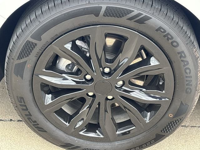 Used 2024 Chevrolet Malibu LT FWD image 10