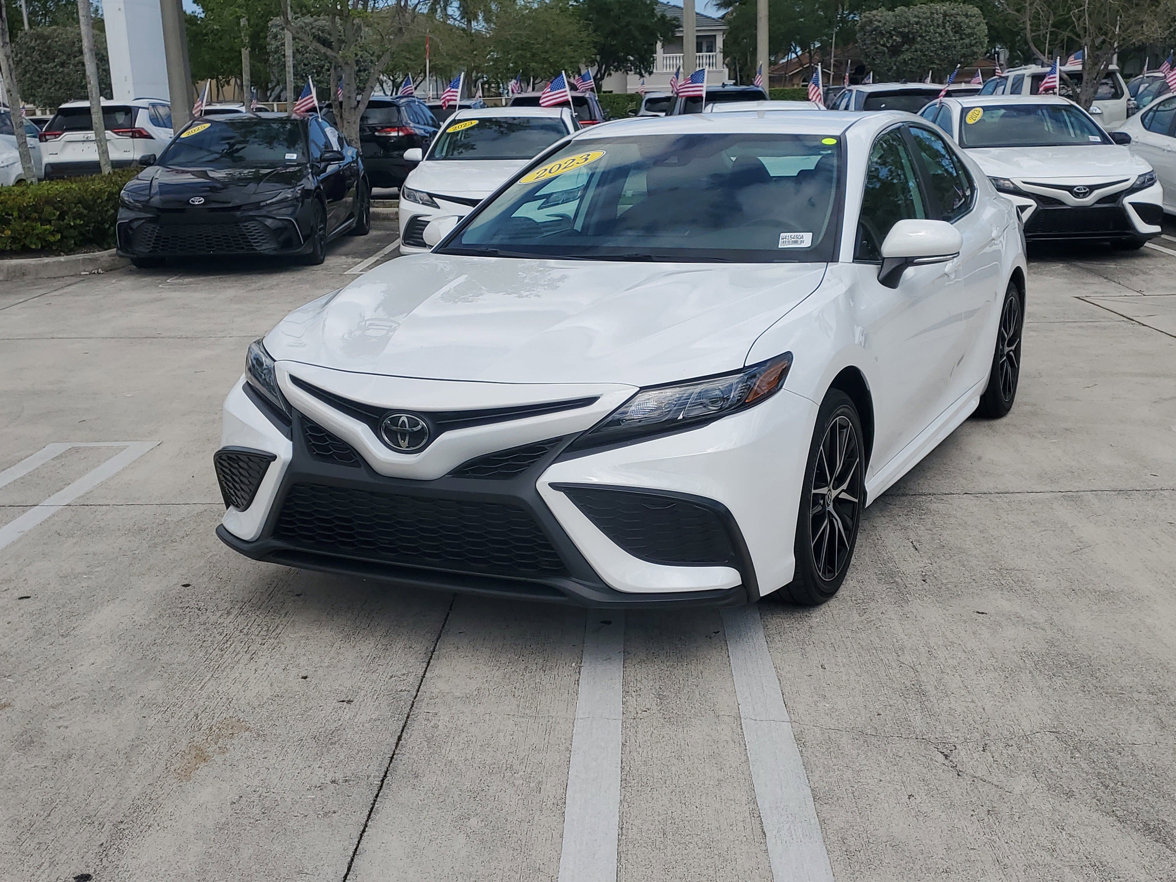 Certified 2023 Toyota Camry SE FWD image 7