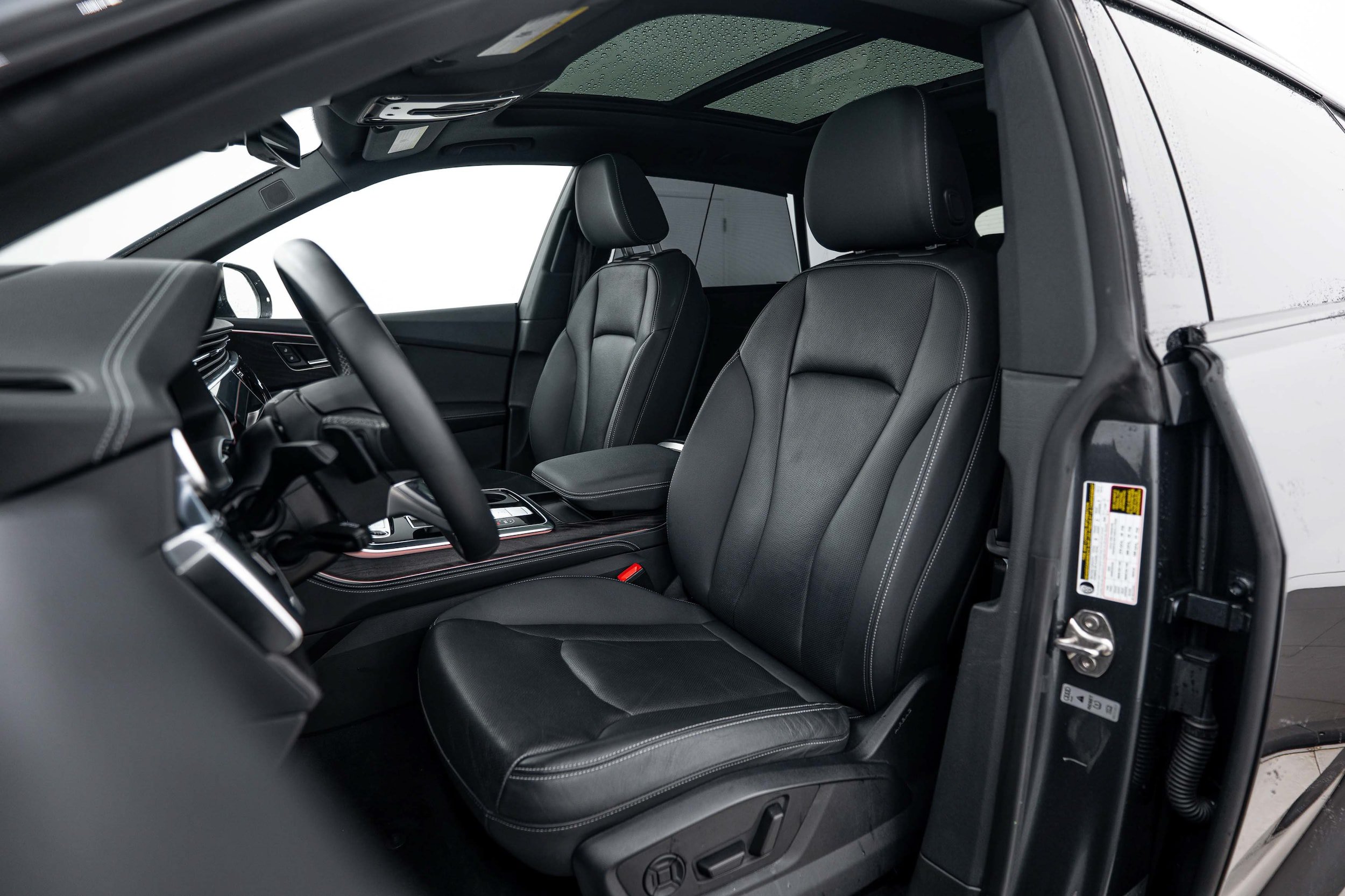 Certified 2023 Audi Q8 Prestige w/ Prestige Package AWD/4WD image 14