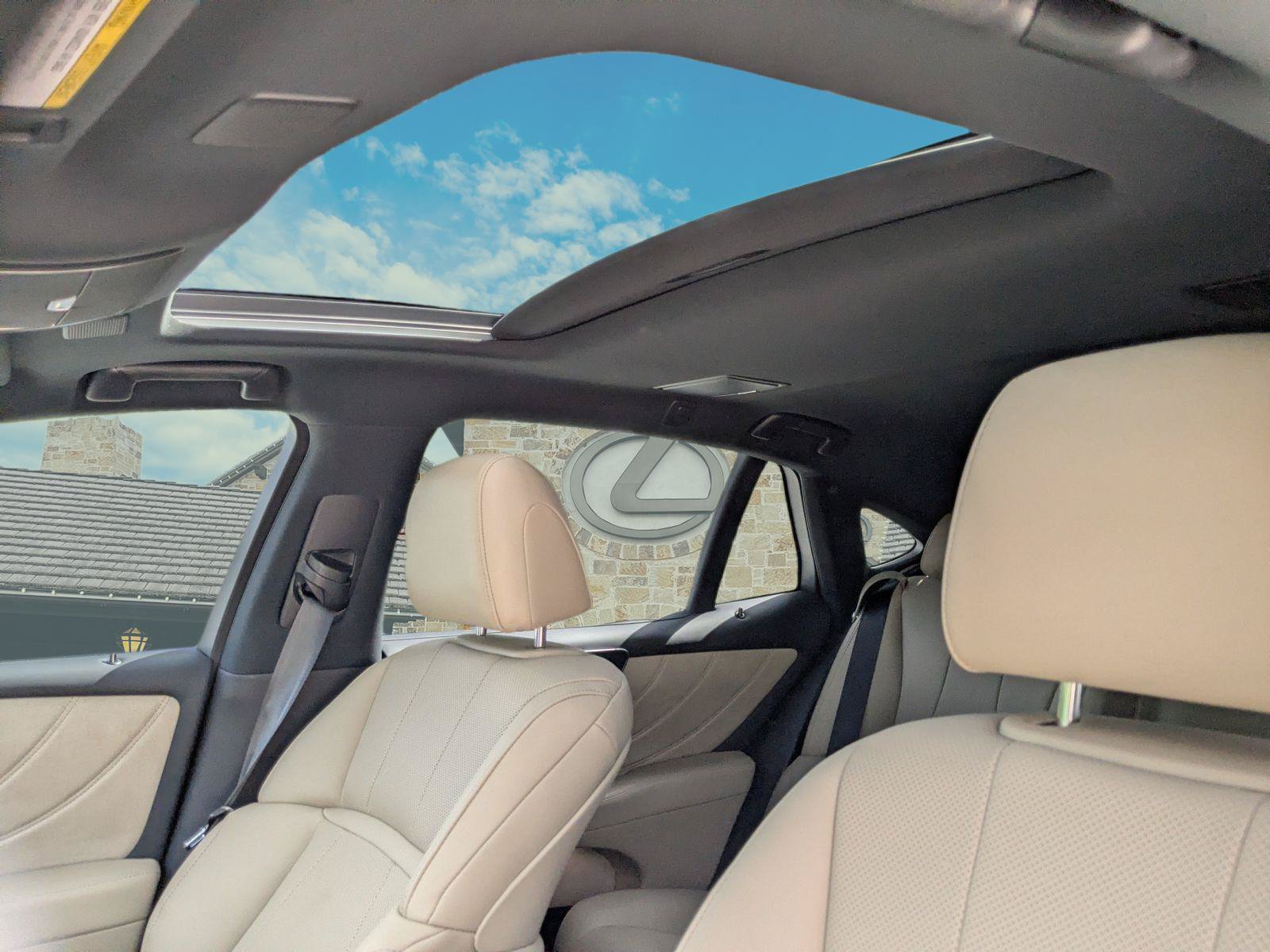 Certified 2024 Lexus LS 500 RWD image 18