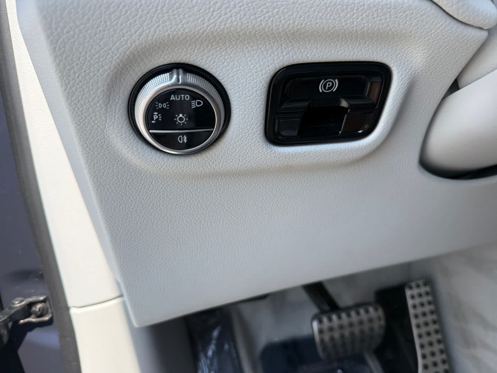 Certified 2024 Mercedes-Benz EQE AMG 4MATIC SUV image 25