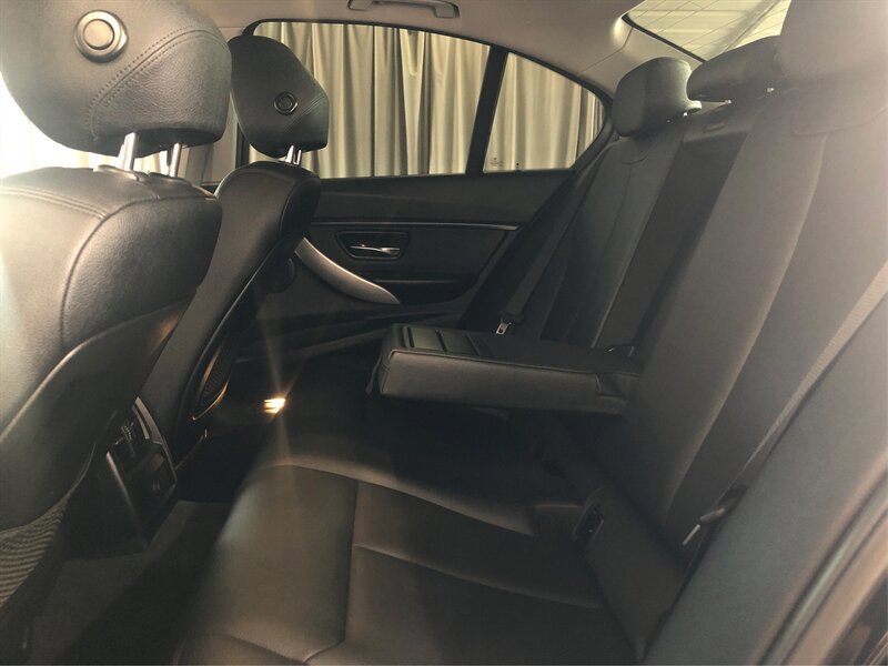 Used 2015 BMW 328i Sedan RWD image 10