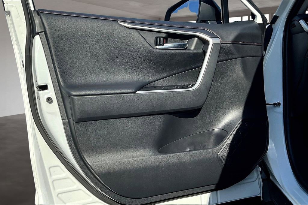 Used 2021 Toyota RAV4 TRD Off-Road image 20