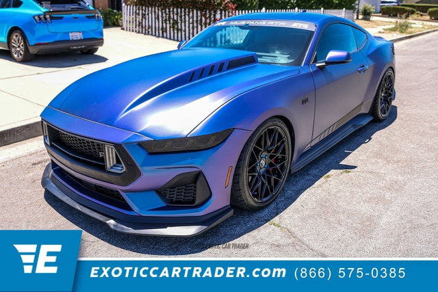 Used 2024 Ford Mustang GT Premium RWD image 1