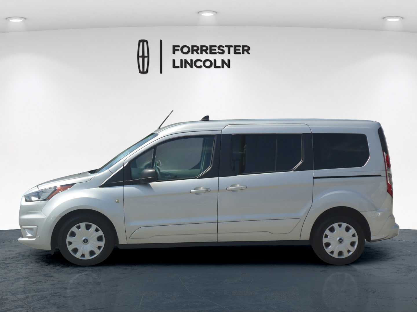 Used 2022 Ford Transit Connect XLT FWD image 6