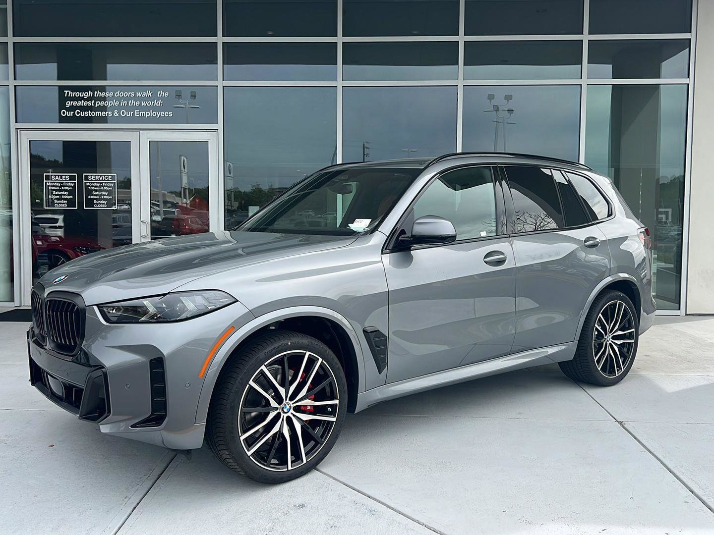 New 2026 BMW X5 xDrive40i image 2