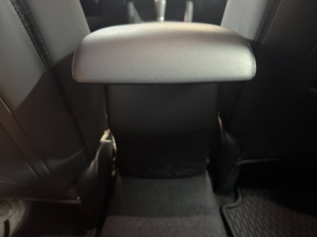 Used 2022 MAZDA MAZDA3 s FWD image 18