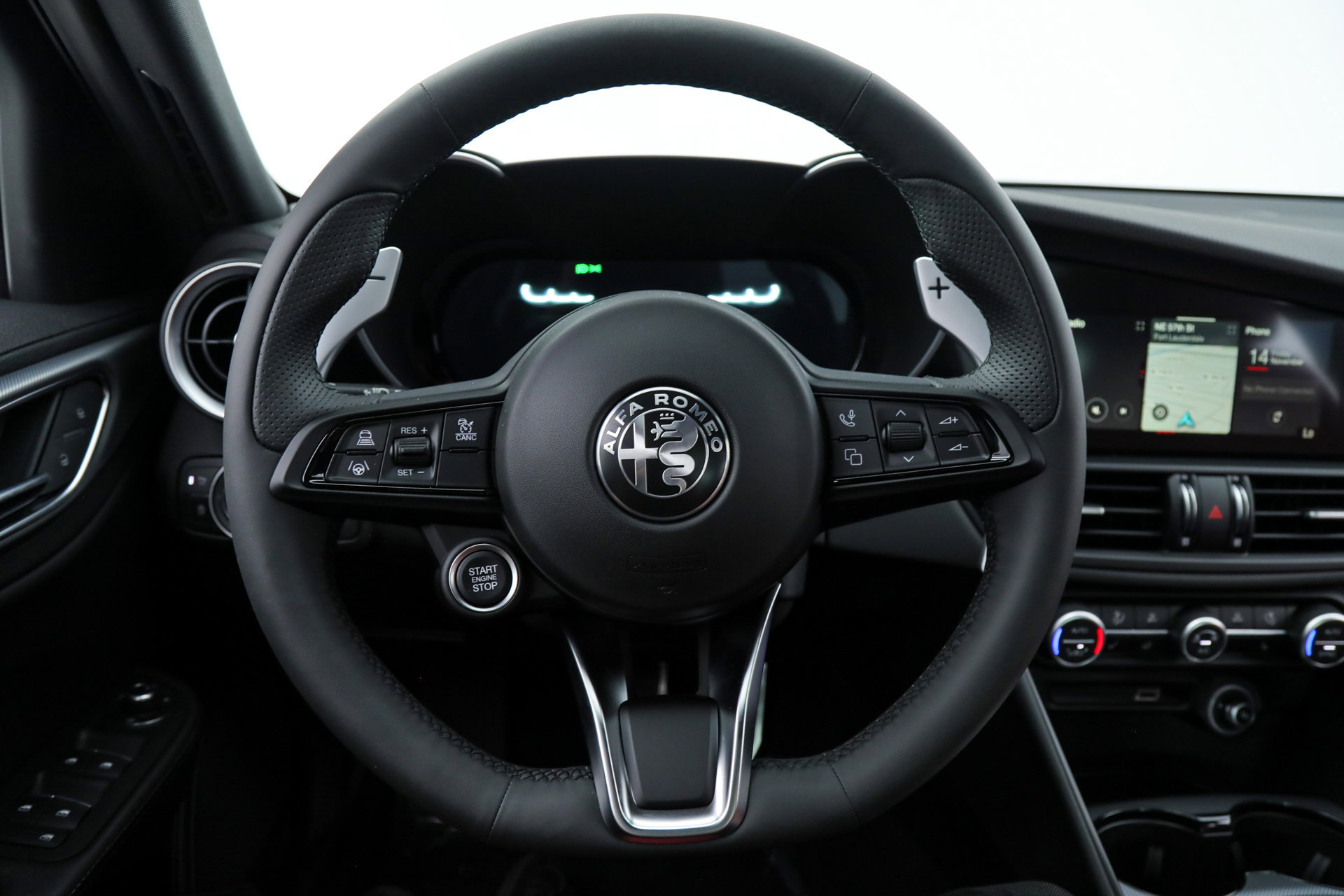 New 2025 Alfa Romeo Giulia w/ Driving Assist Package image 19