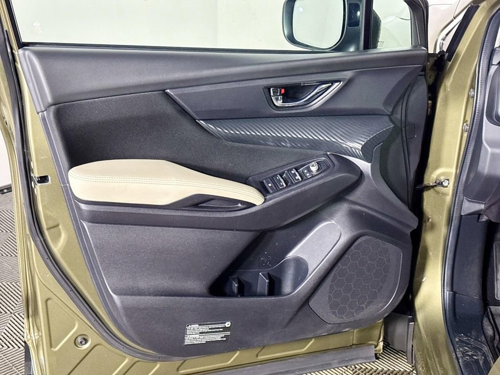 Certified 2023 Subaru Ascent Premium w/ Convenience Package AWD/4WD image 11