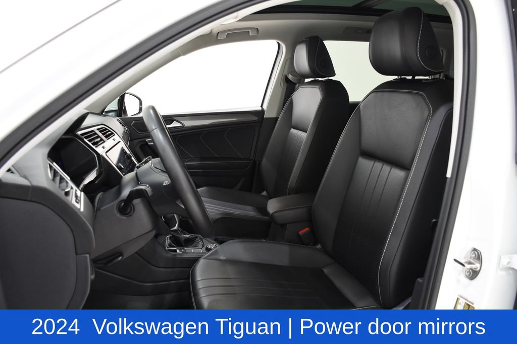 Used 2024 Volkswagen Tiguan SE AWD/4WD image 22