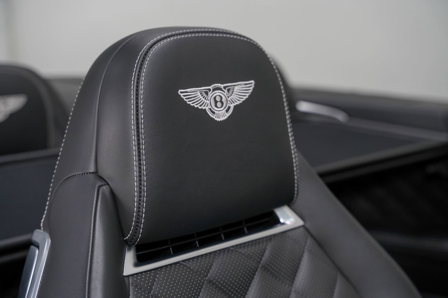 Used 2016 Bentley Continental GT V8 S AWD/4WD image 29