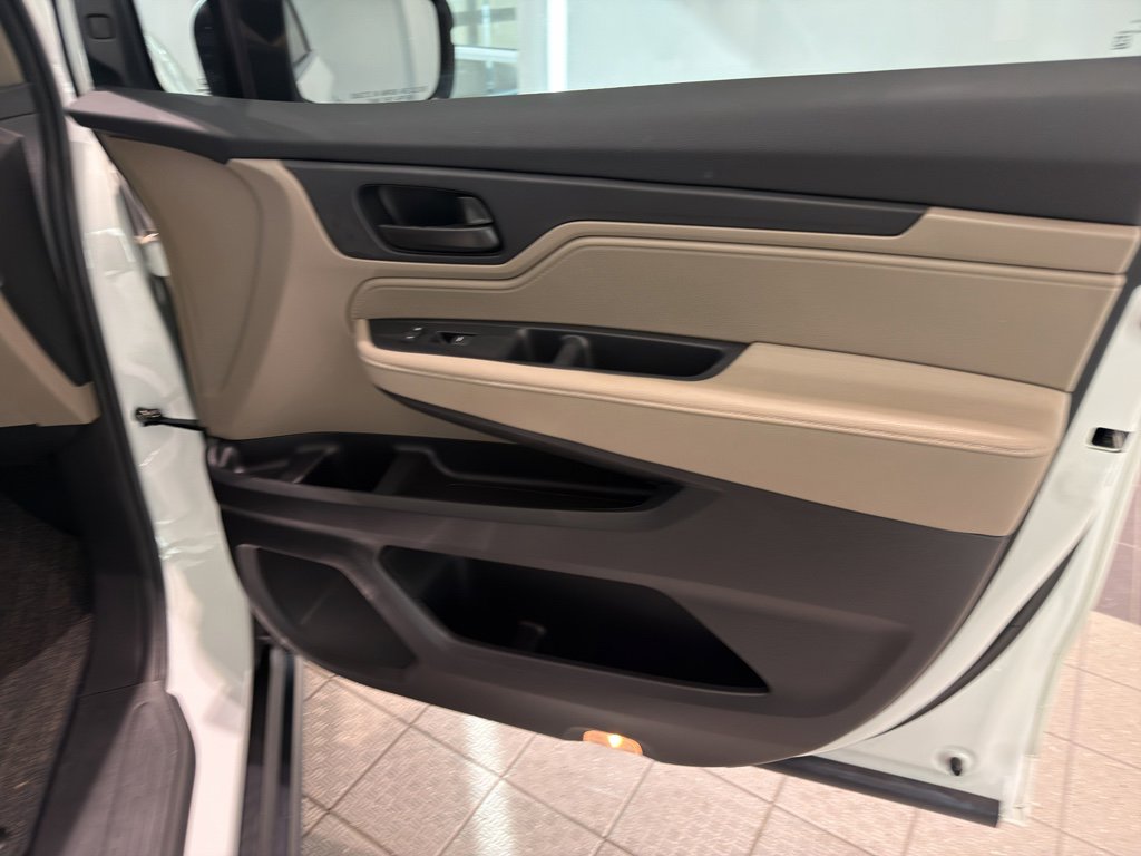 Used 2023 Honda Odyssey EX-L image 25