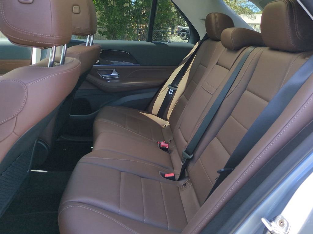 Used 2026 Mercedes-Benz GLE 450 4MATIC image 14